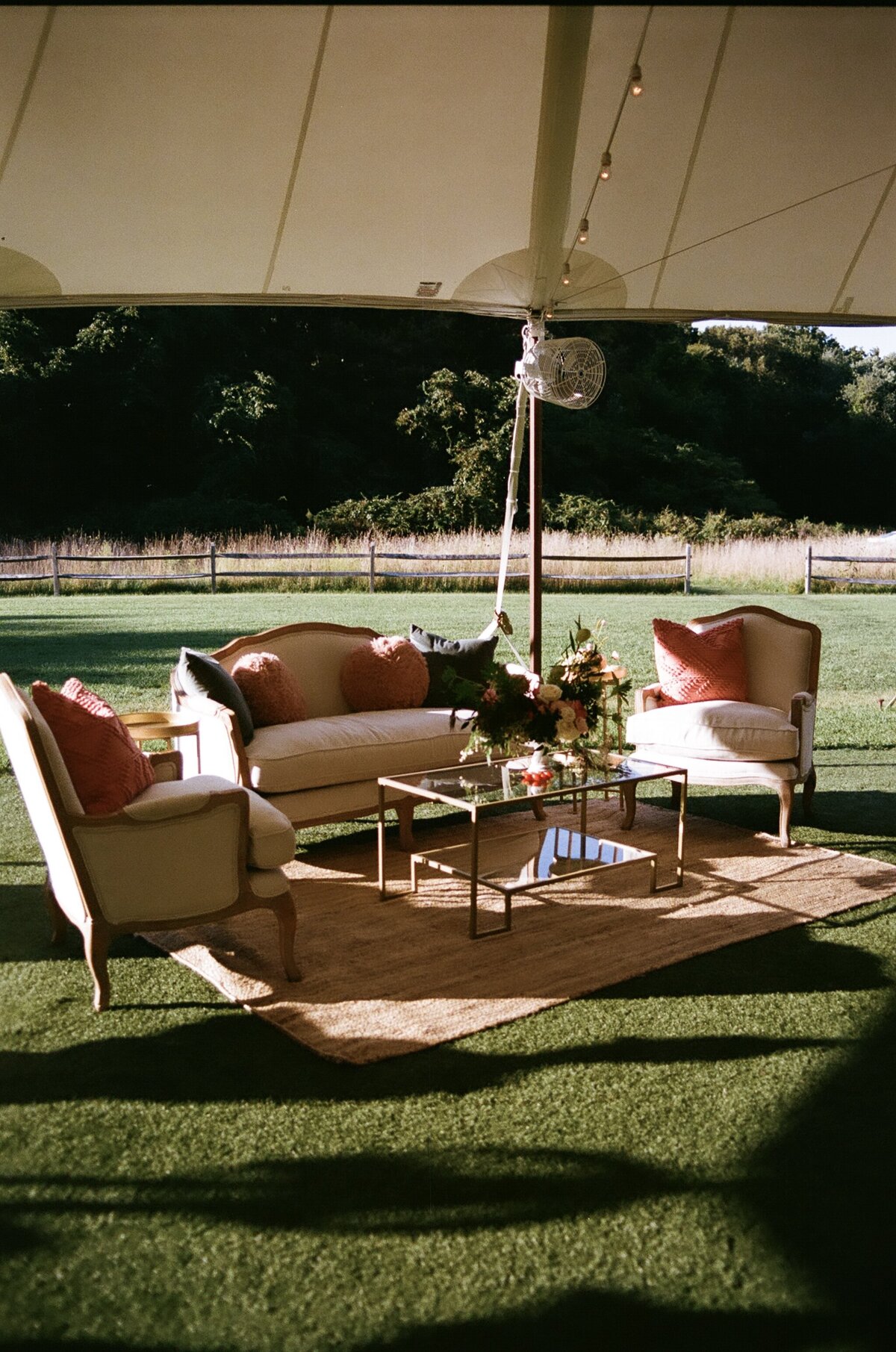 tented-lounge-seating-at-smith-farm-gardens
