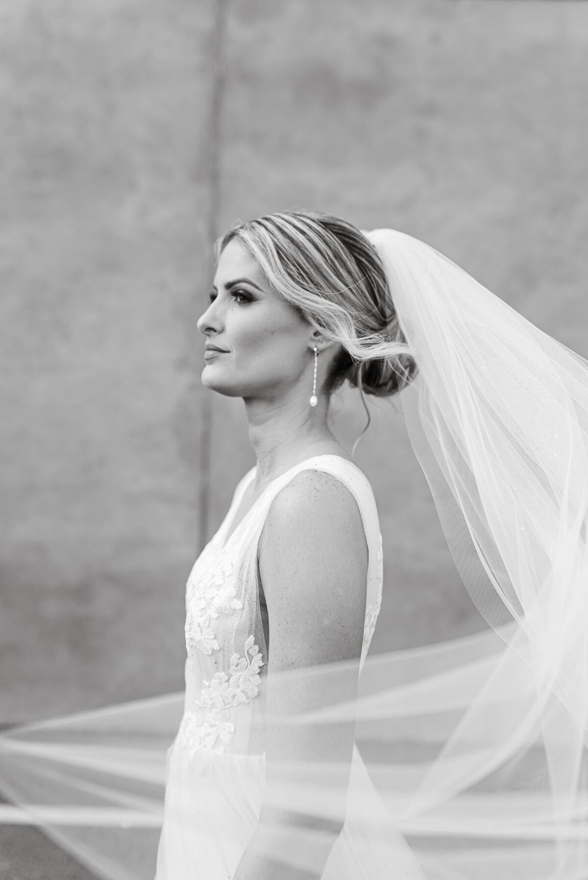 cork-factory-hotel-wedding-couple-portraits-121