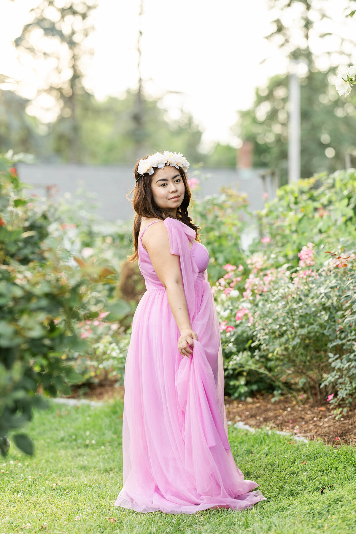 rose-garden-portrait-session-connecticut-9