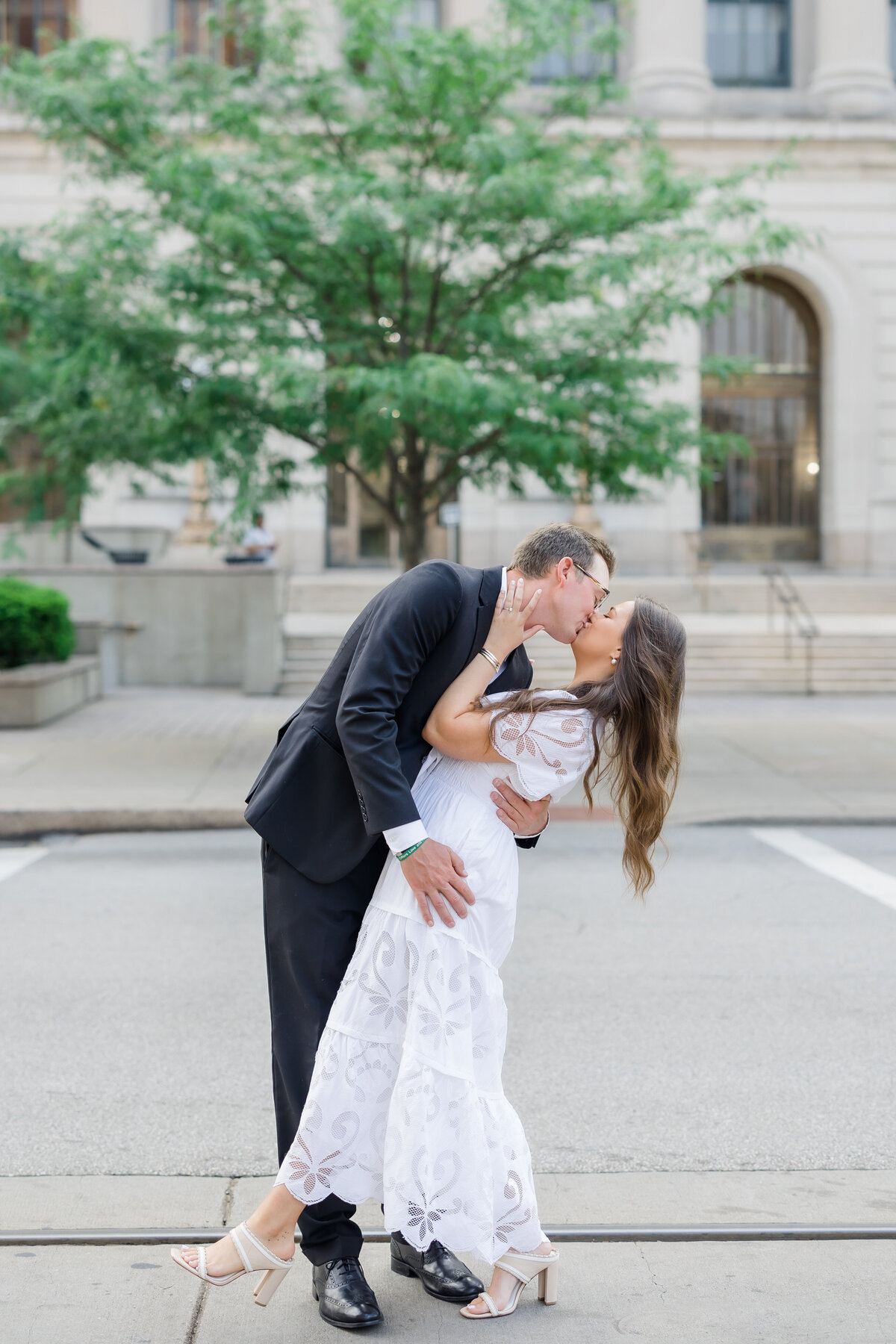 blysk-photography-cincinnati-wedding-photographer-liz-andrew-engagement-session-over-the-rhine67