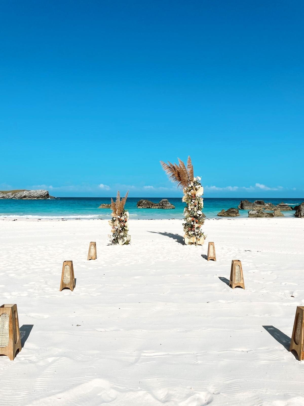 Fricks-Point- Beach-Wedding-Dasfete-12
