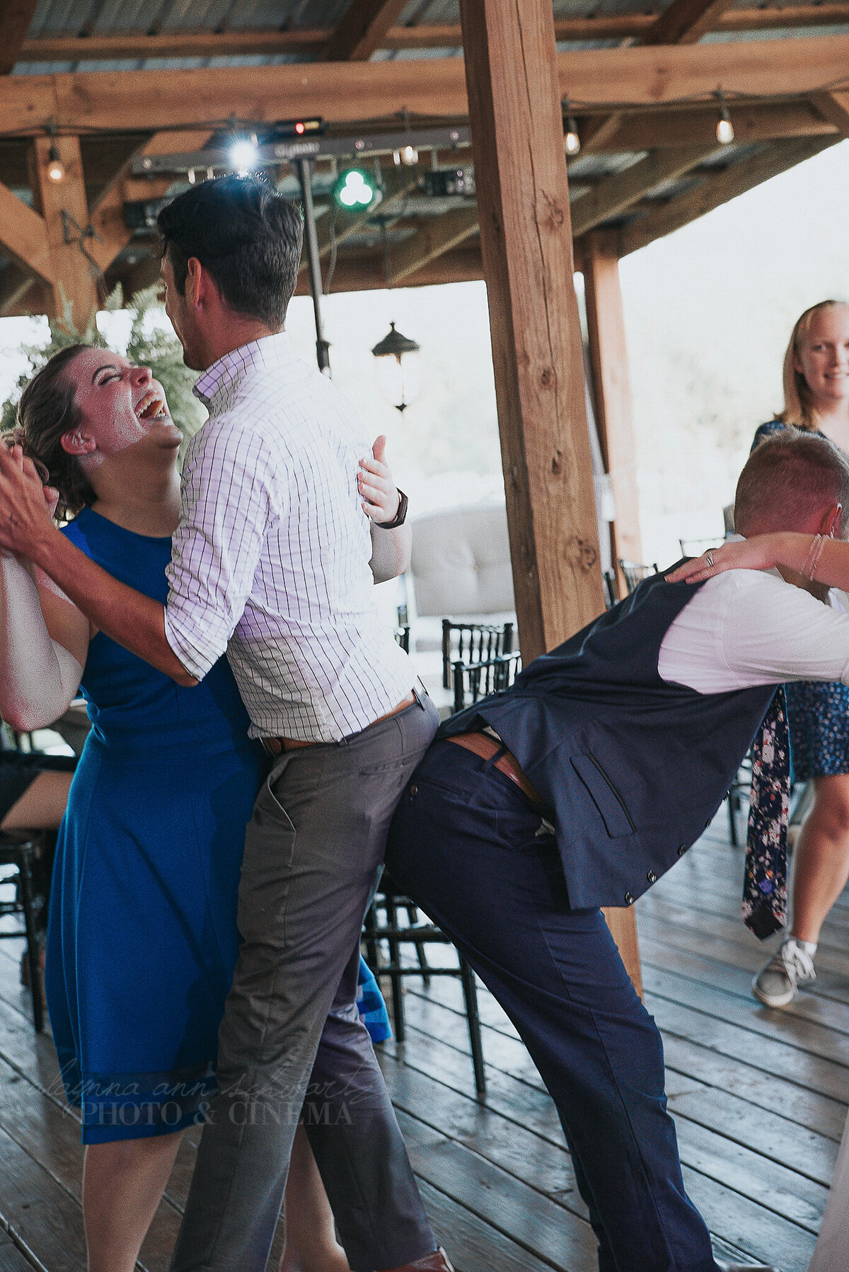 reception _ alaynna ann schwartz _ harpors vinyard _ iowa photographer _ playlife photography_0615