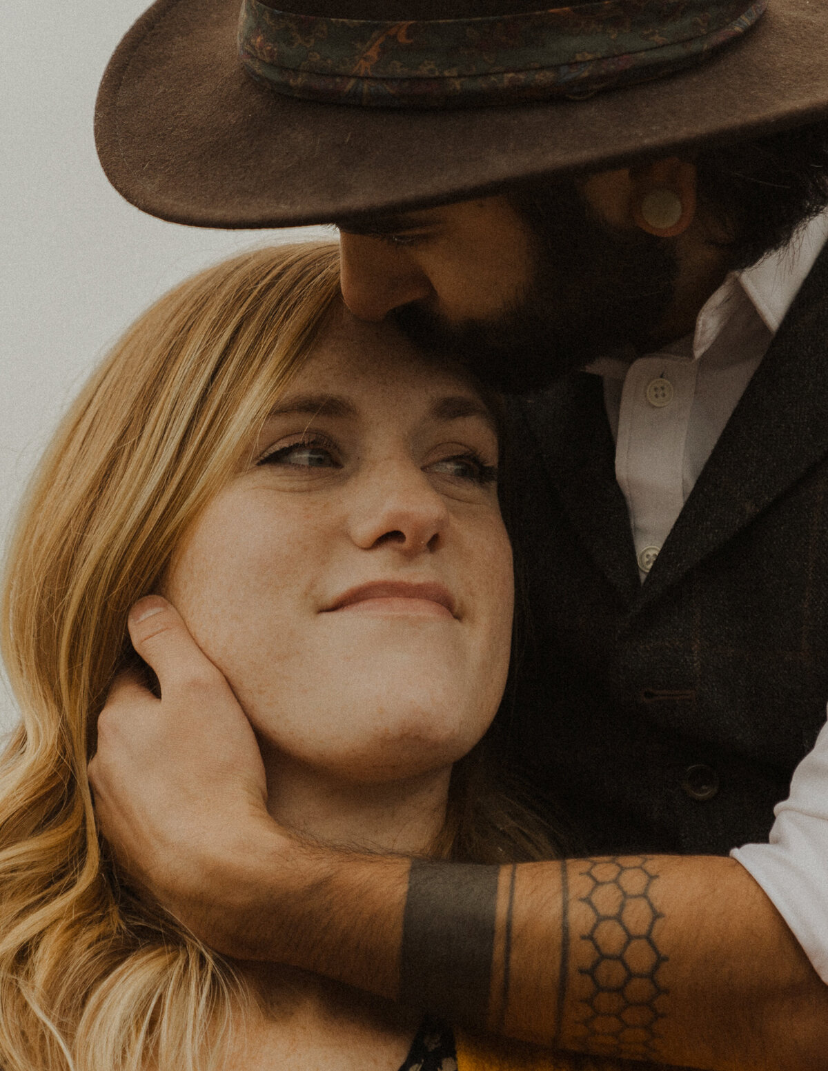 Abby_Karl_CarkeekPark_Couples_AmyLawPhotography-27