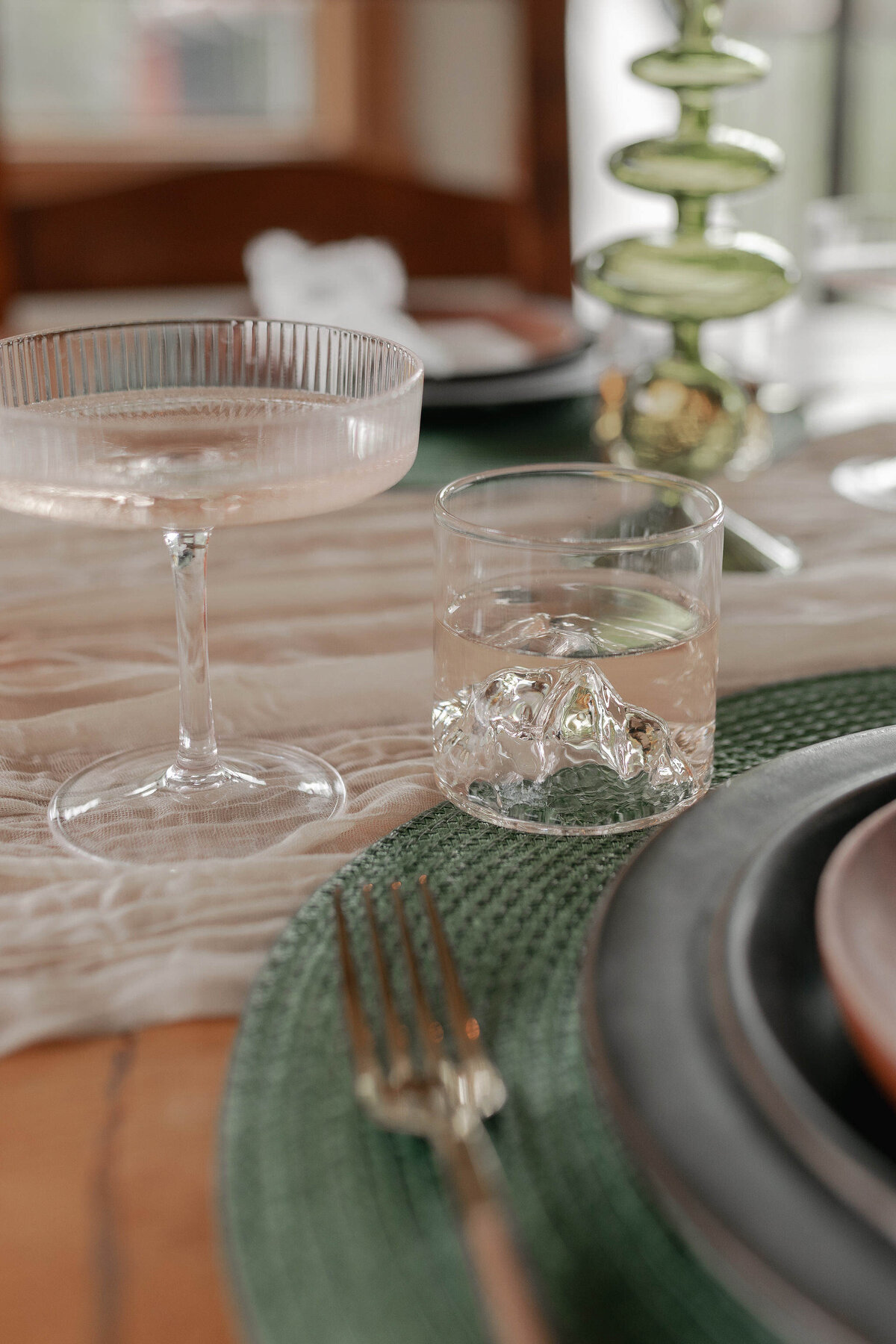 Party-Website-4090