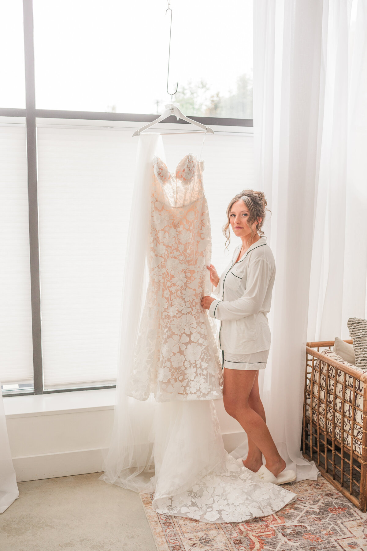 Lillie Mae Photo - Katie & John - Sneaks-15