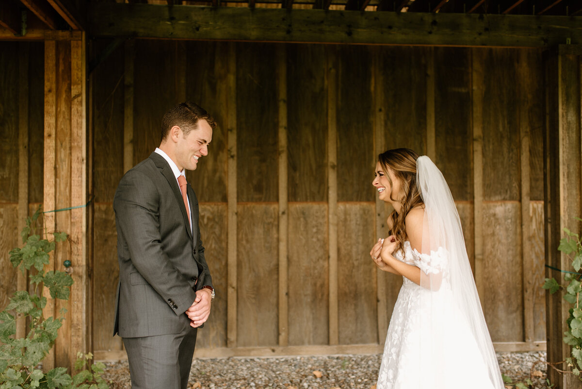 trezzi_farm_winery_spokane_washington_wedding_1