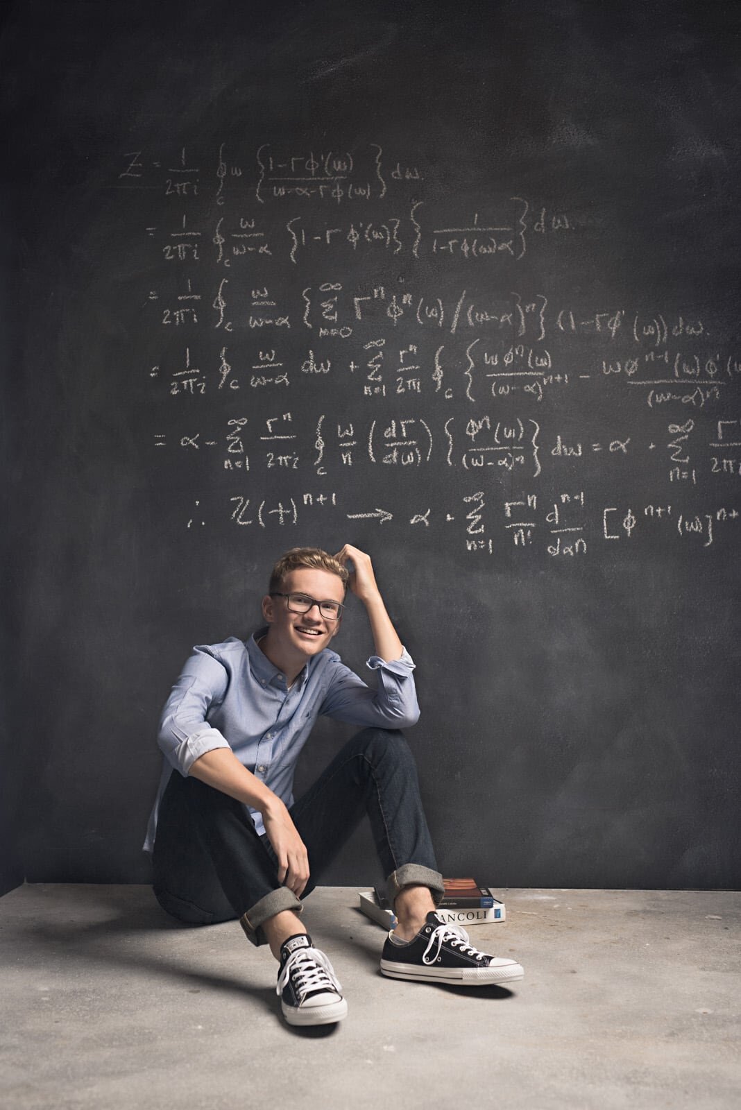 Photographer in Minnesota with Blackboard-01