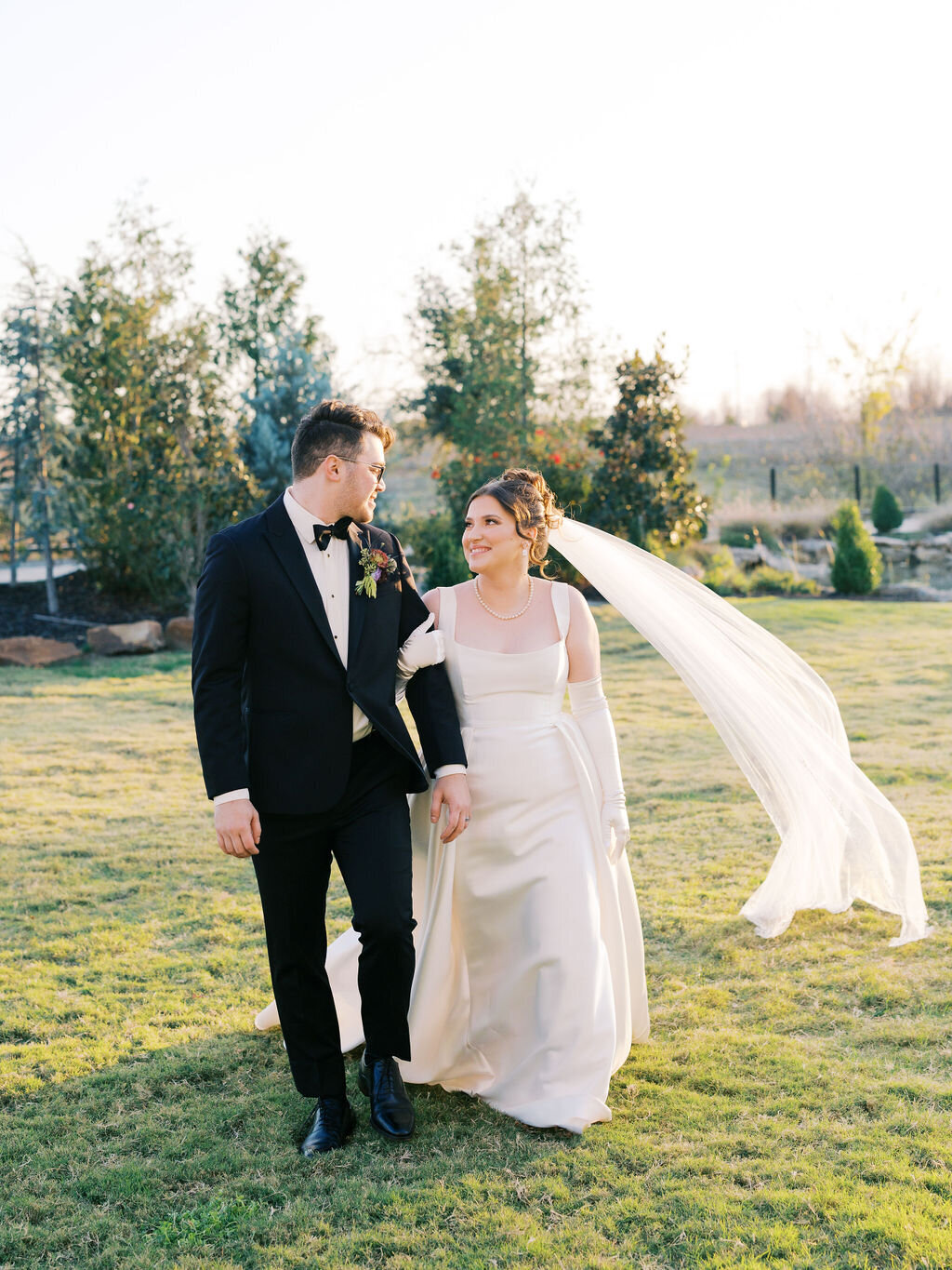 11.Portraits-Chelsea&Aaron-AlisonBrookePhotography-38