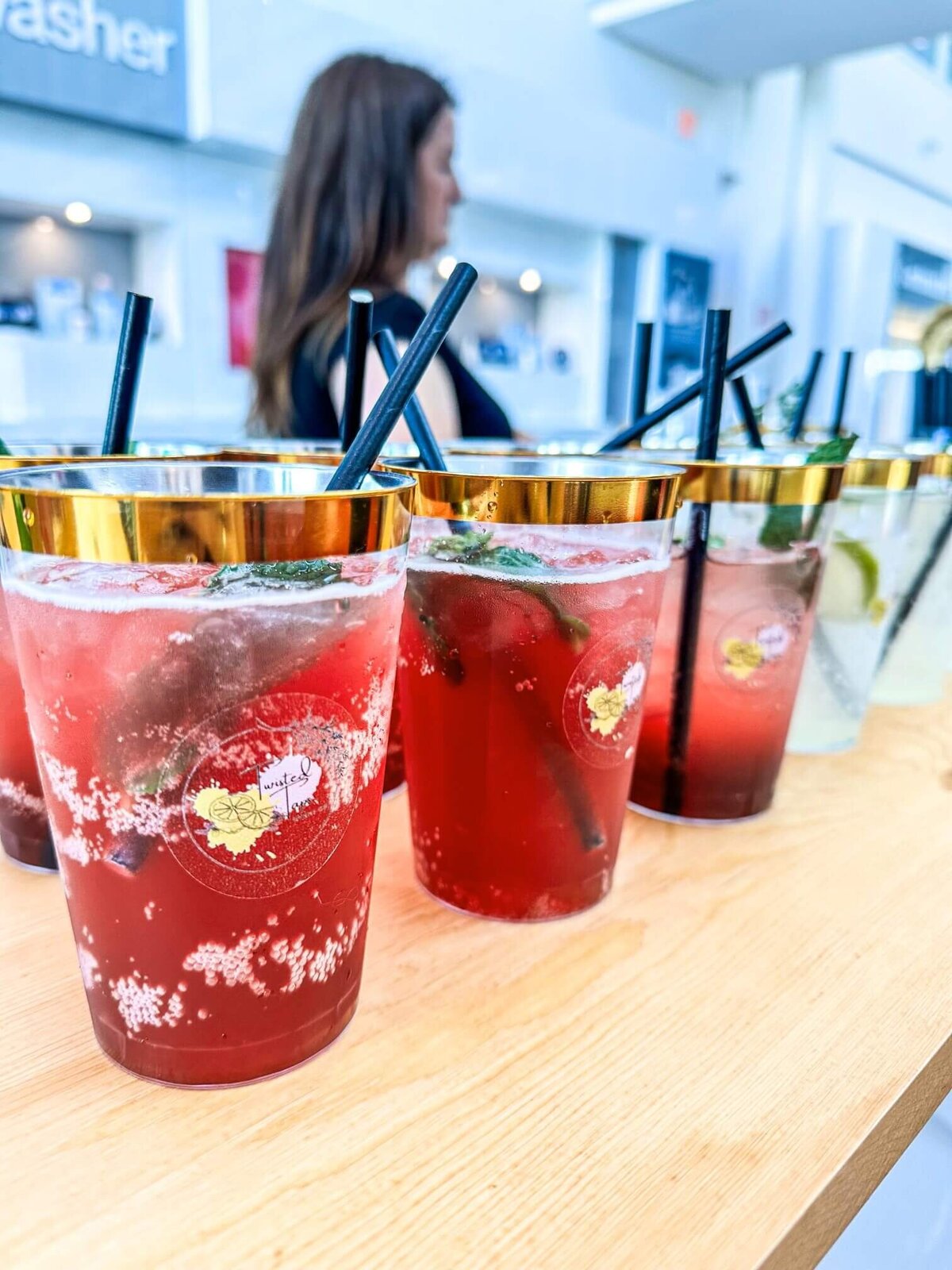 mobile-bar-pop-up-toronto-corporate-event-june-2024 (2)