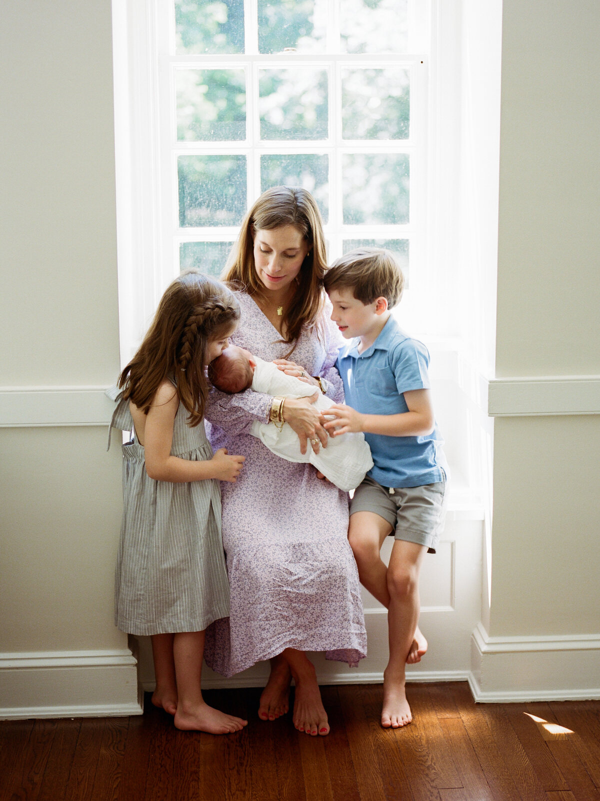 richmond-natural-newborn-photos-at-home-amy-nicole-photography-0190