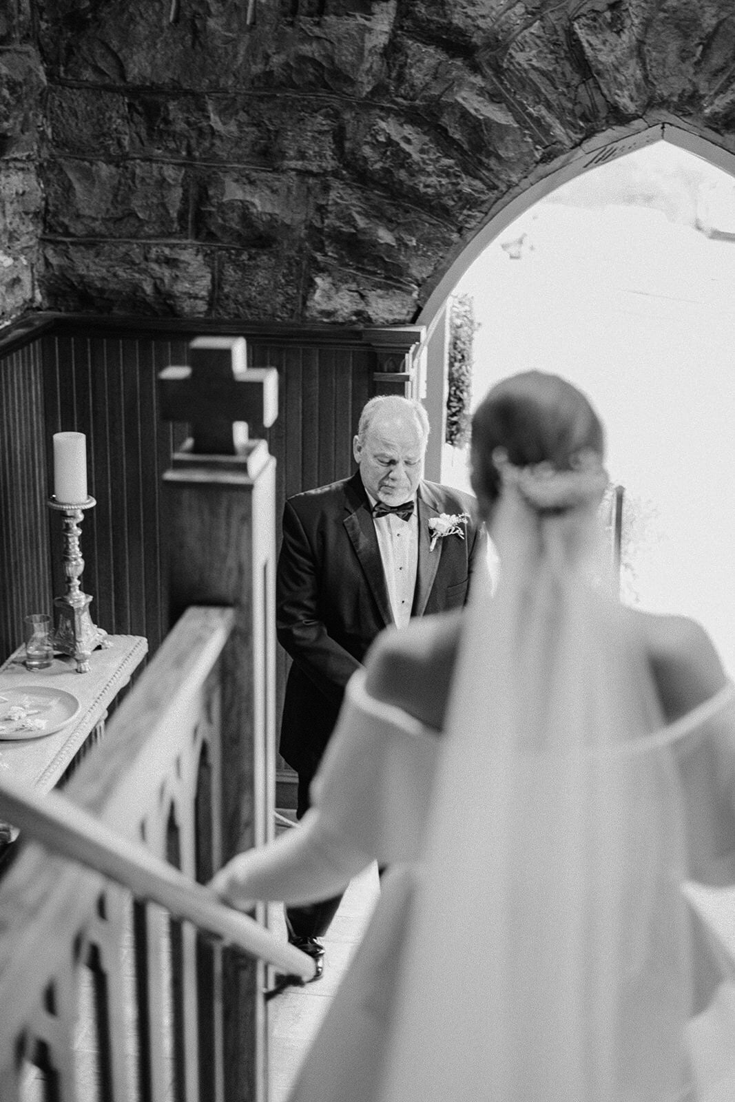 Murr_BlantonWedding_RevealwithDad_TaraHodgesPhotography013