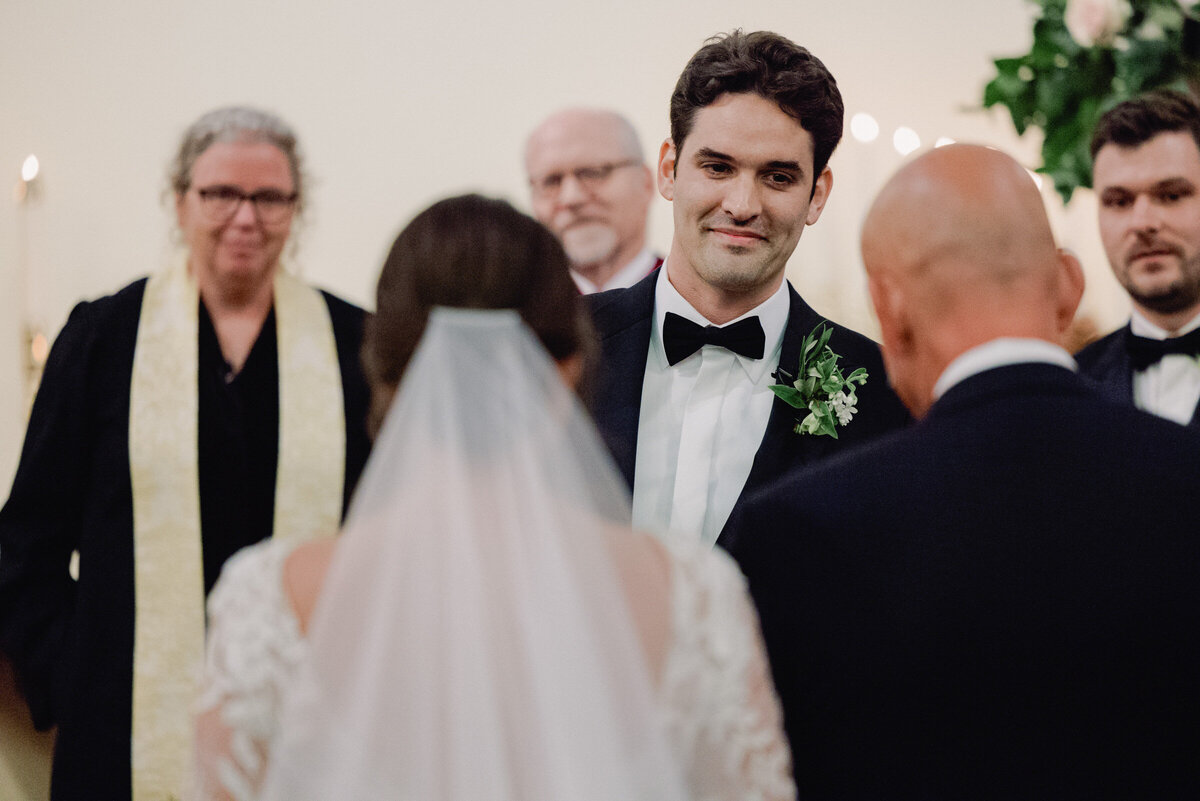 tented_wedding_ct_038