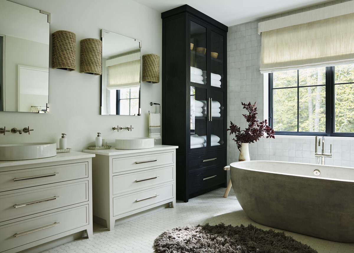 012-moody-primary-bathroom-custom-coastal