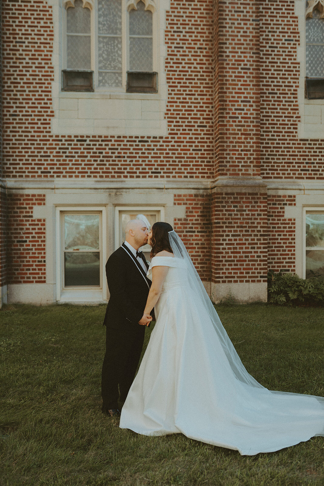 Loraleah Marie photography | The WinterGarden | Wedding | Rochester NY | NY wedding photographer | Best NY wedding photographers-61