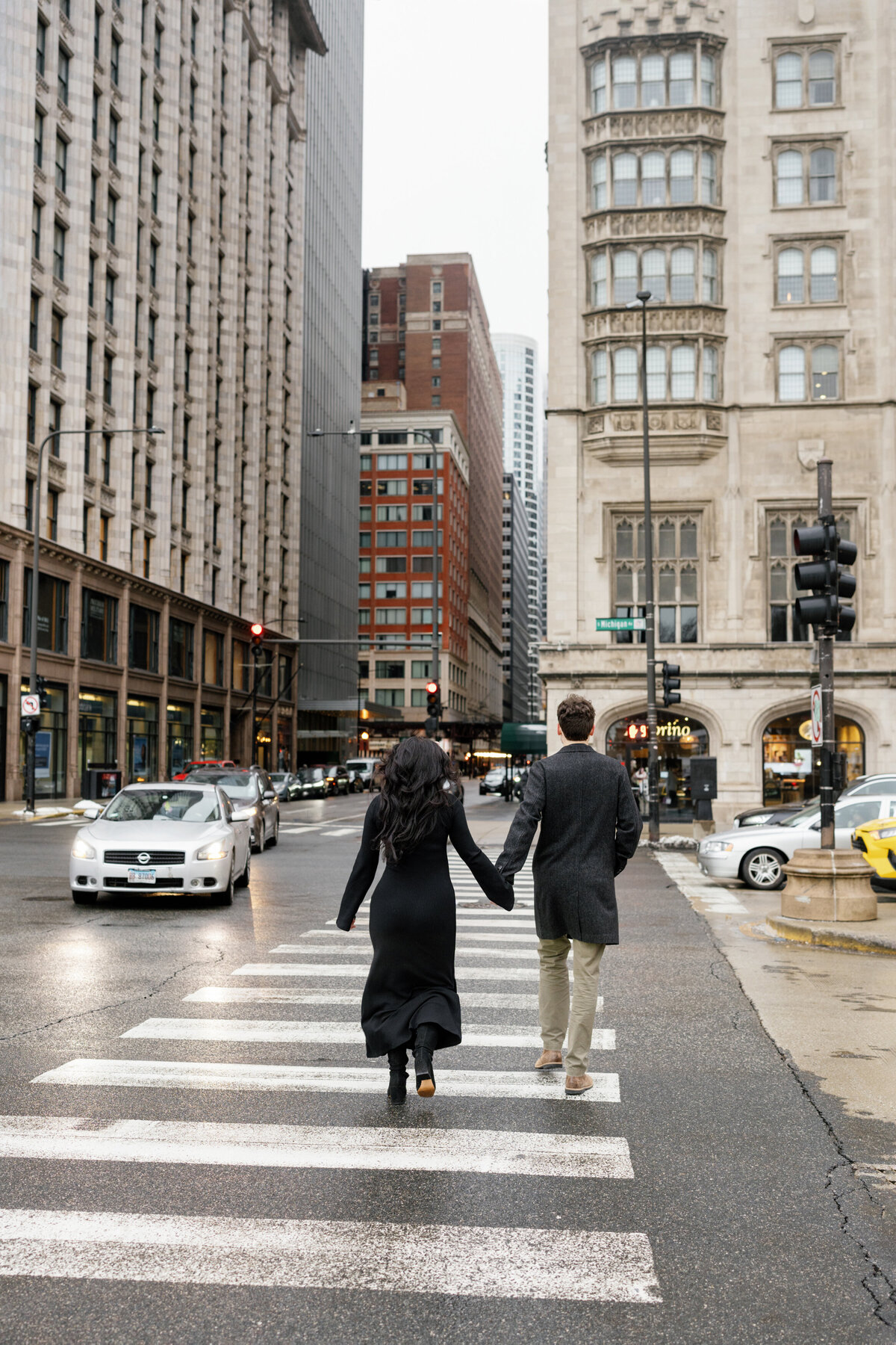 Aspen-Avenue-Chicago-Wedding-Photographer-Hilton-Palmer-House-Vintage-Hotel-Timeless-Editorial-FAV-41