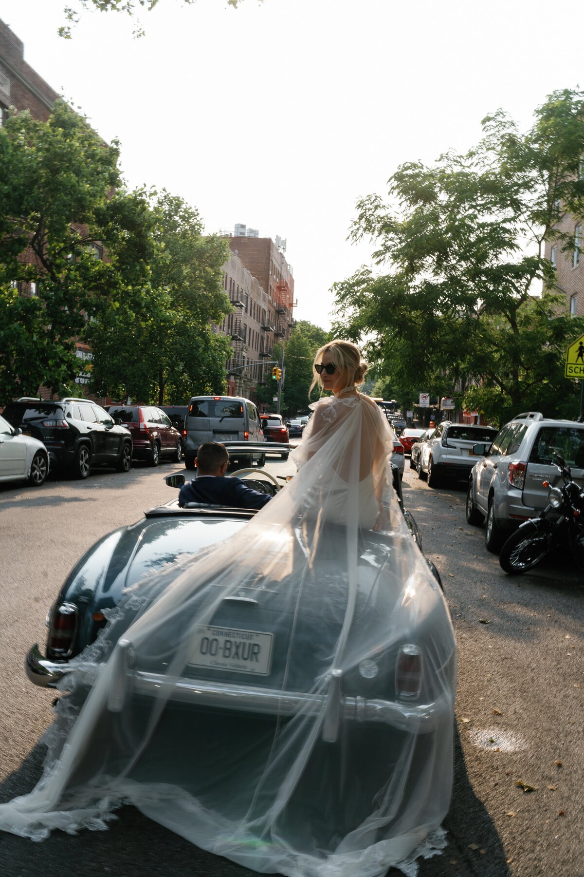 nyc-wedding-couple-sunset-portraits-vintage-car-bridal-timeless-veil-sarah-brehant-events