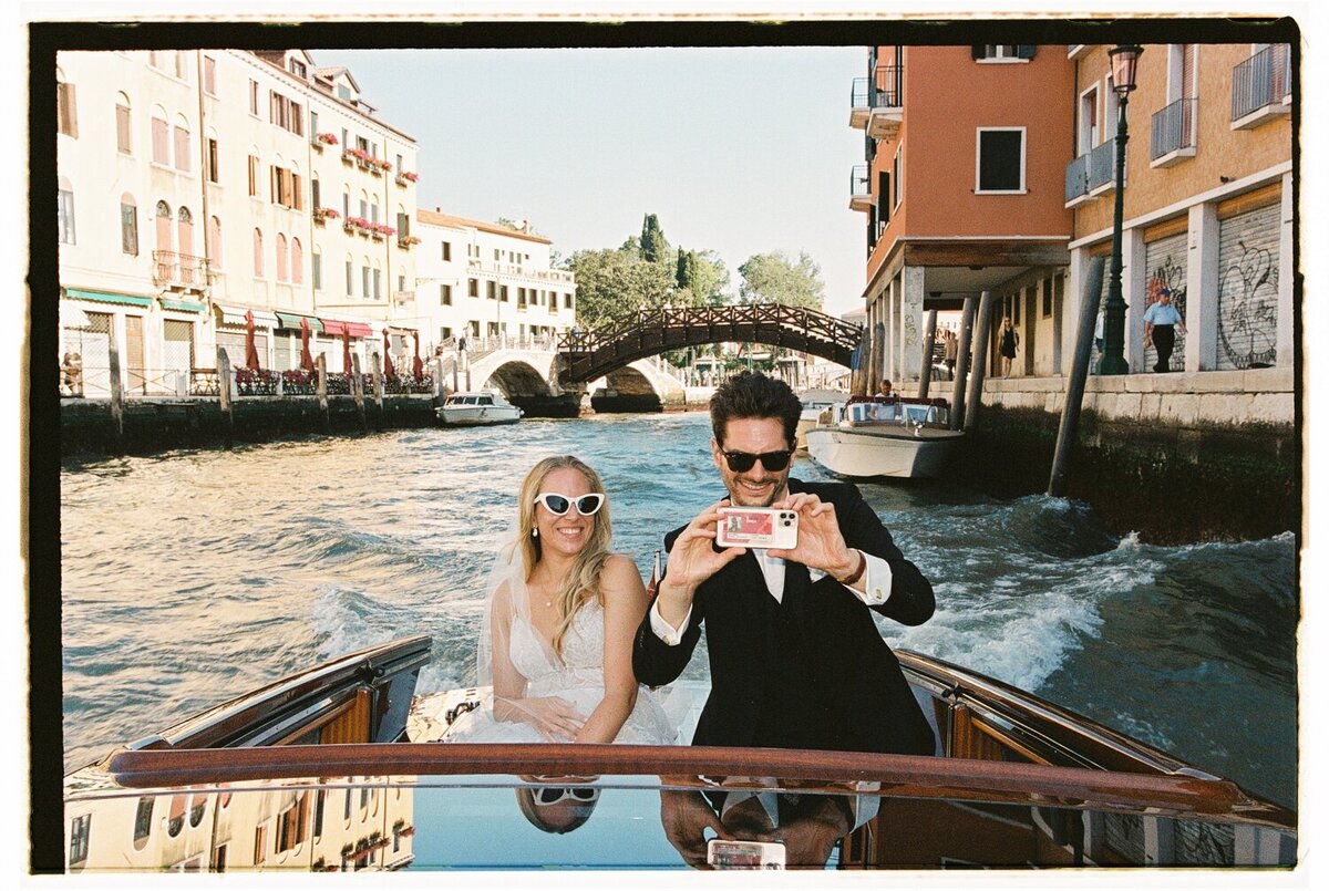 venice-elopement-photographer-editorial-film-35mm-wedding-fashion_0162