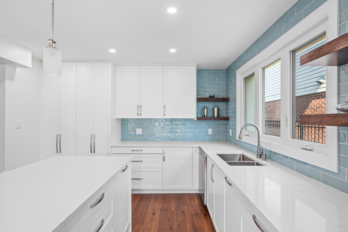 Bright Warm Kitchen Main Floor Reno Urbanomic Interiors (6)