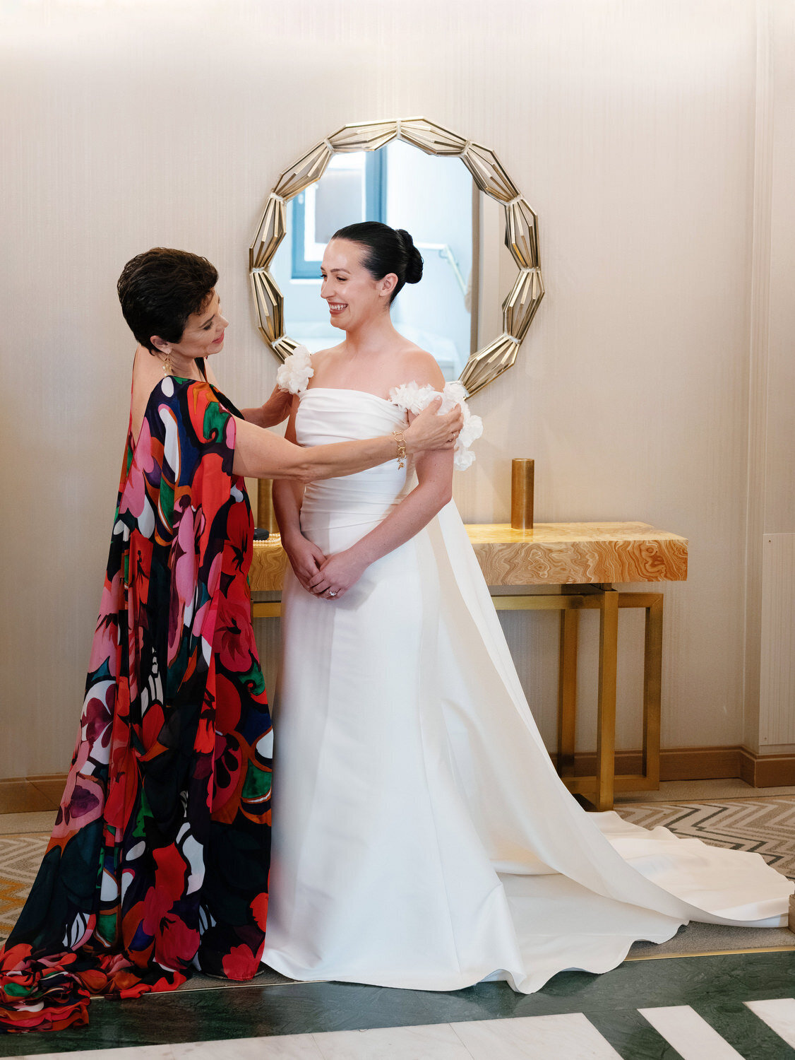 Romantic-Wedding-at-Island-Art-and-Taste–The-Residence-008