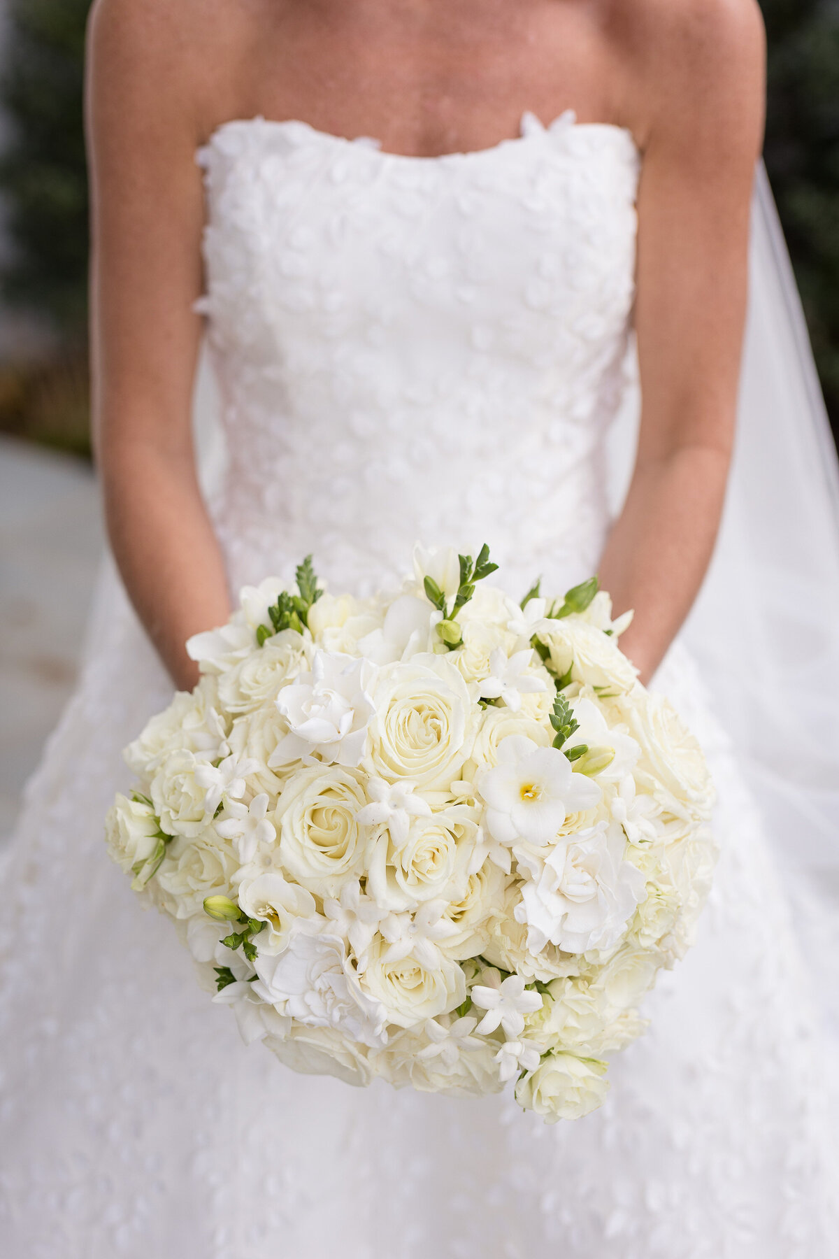 brides-bouquet-new-canaan-country-club-wedding-ct-enza-events