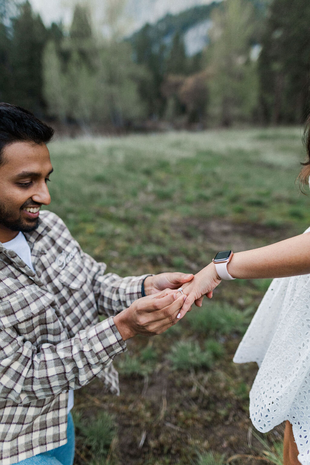 AJ Photography Armando Nevarez Yosemite California Engagement Photography Adventure Emotive Documentary6 (54)