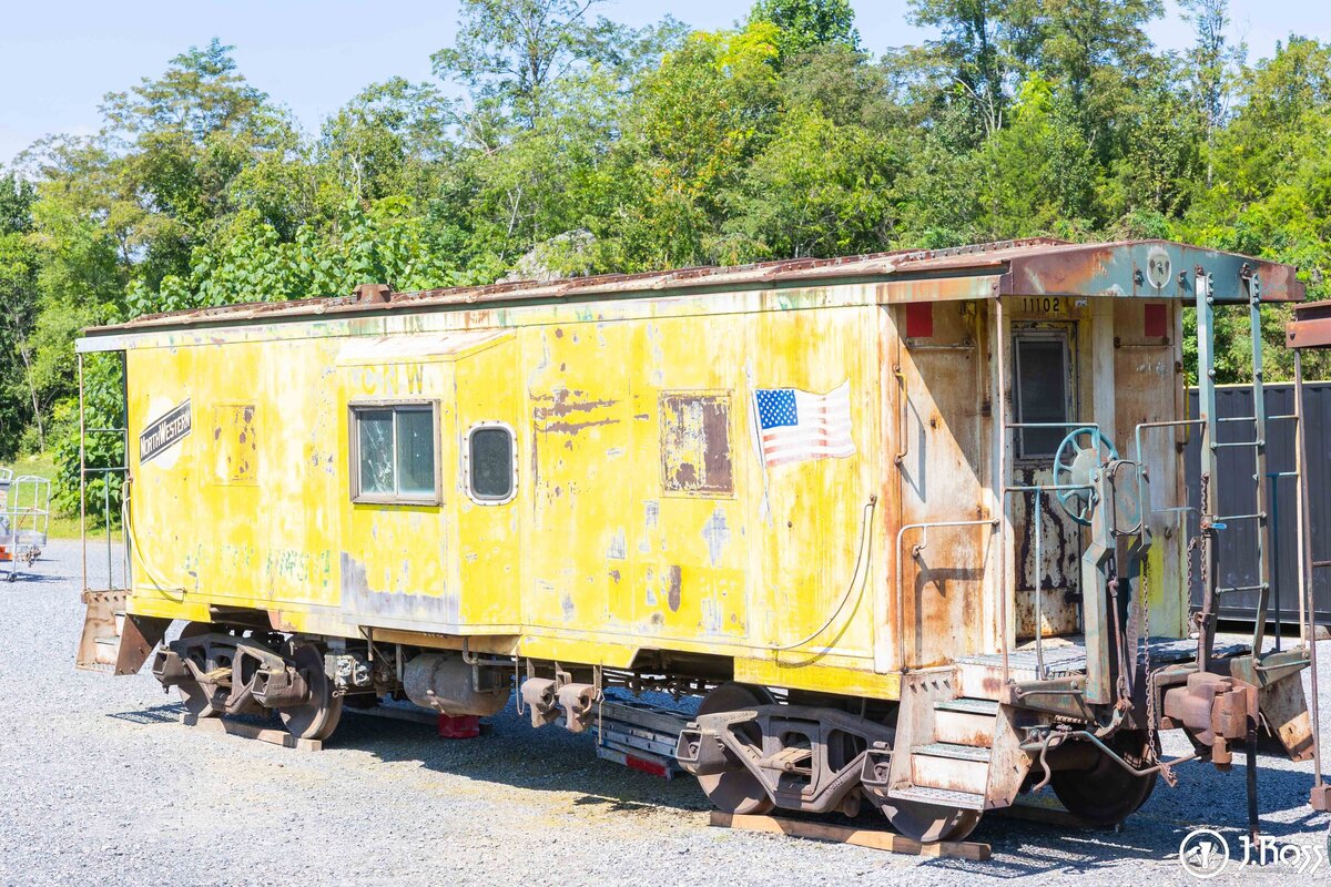HISTORIC-RESTORATION-CABOOSE-BLOUNTVILLE-J.ROSS-2
