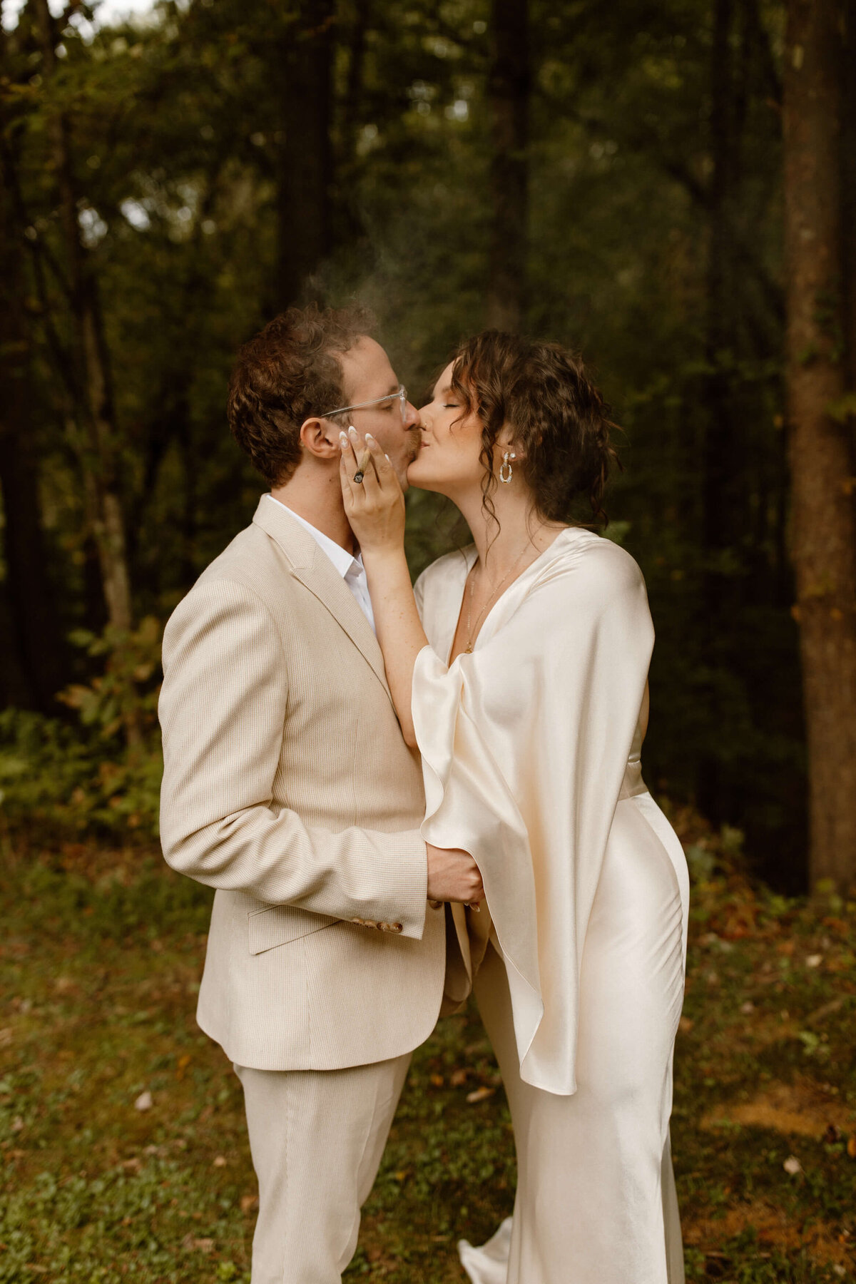 hudson-valley-backyard-elopement-15