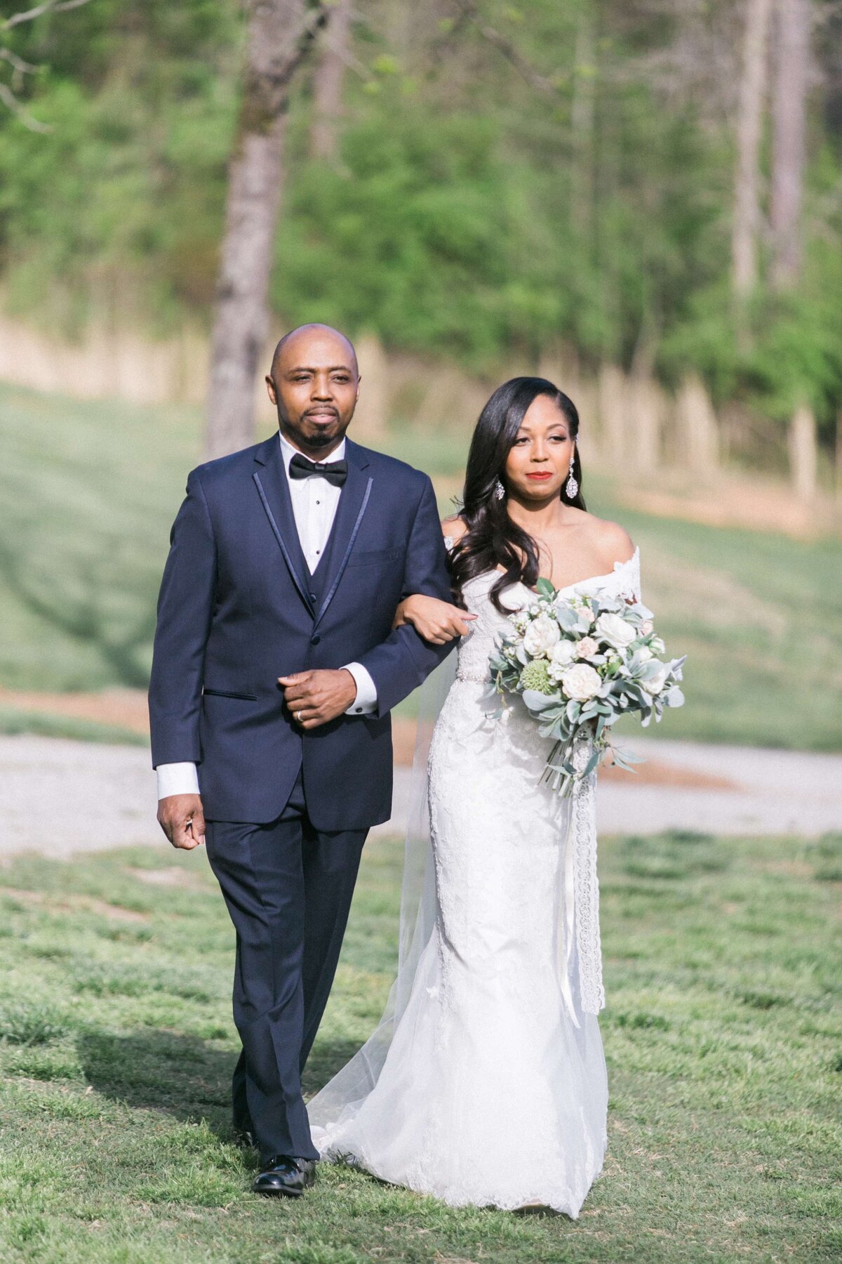 the-carefree-bride-self-planning-budget-wedding-3892