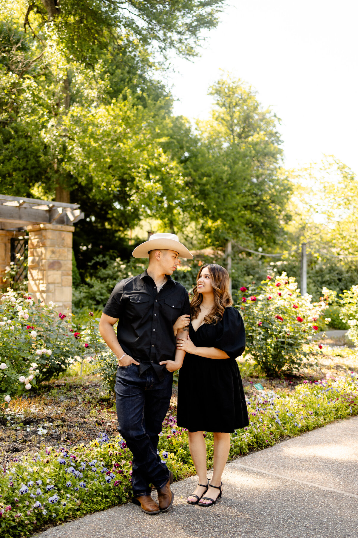 Fort Worth Botanic Garden Engagement Photos