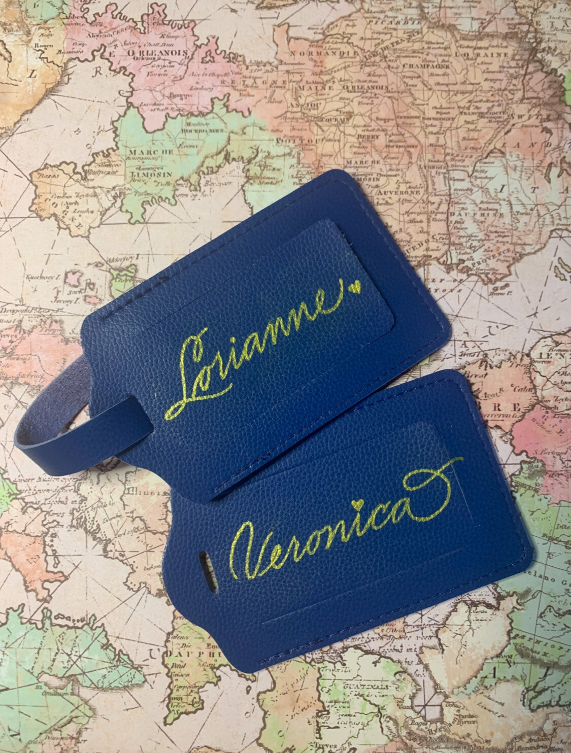 Francisca OToole, OC_Los Angeles Calligrapher, Engraver, Travel, luggages tages, gold foiling, live event, brand activation. 