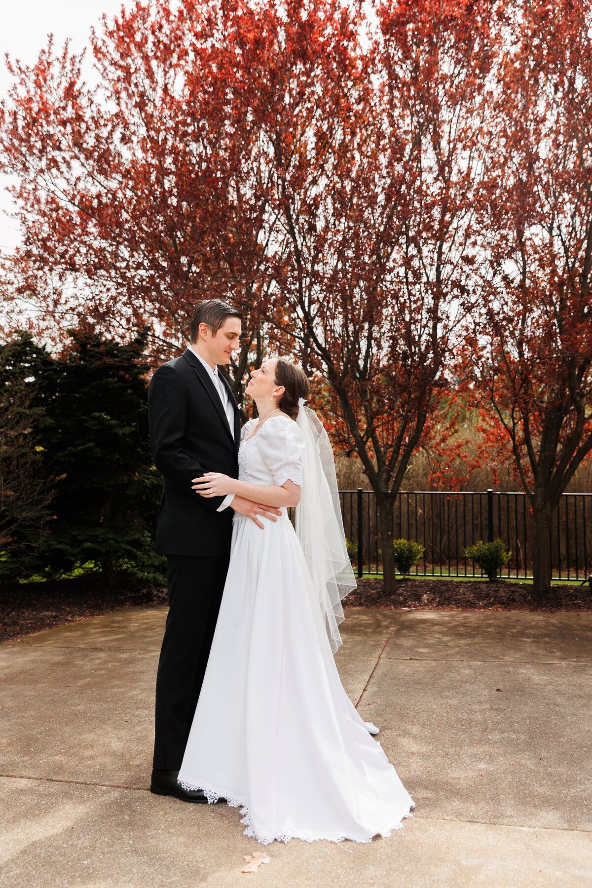 49-ivy-house-grand-rapids-wedding-photographer