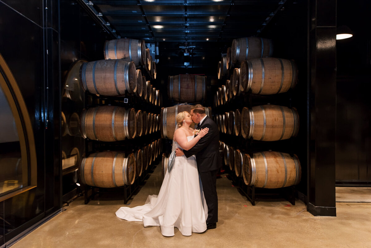 ChicagoWineryWedding50