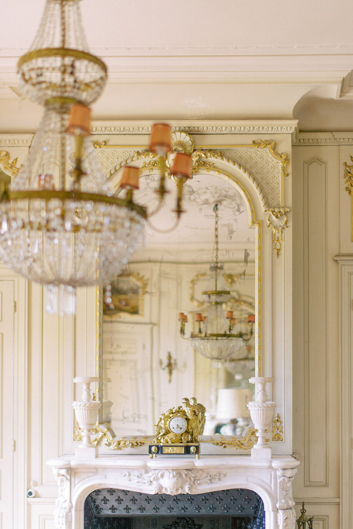 Maïlys Fortune Photography Husband Wife Wedding Weddings Photography France Switzerland Italy Timeless Dreamy Imagery Bilingual French English Destination Weddings Destination Wedding Provence French Riviera Paris Lake Como Tuscany8