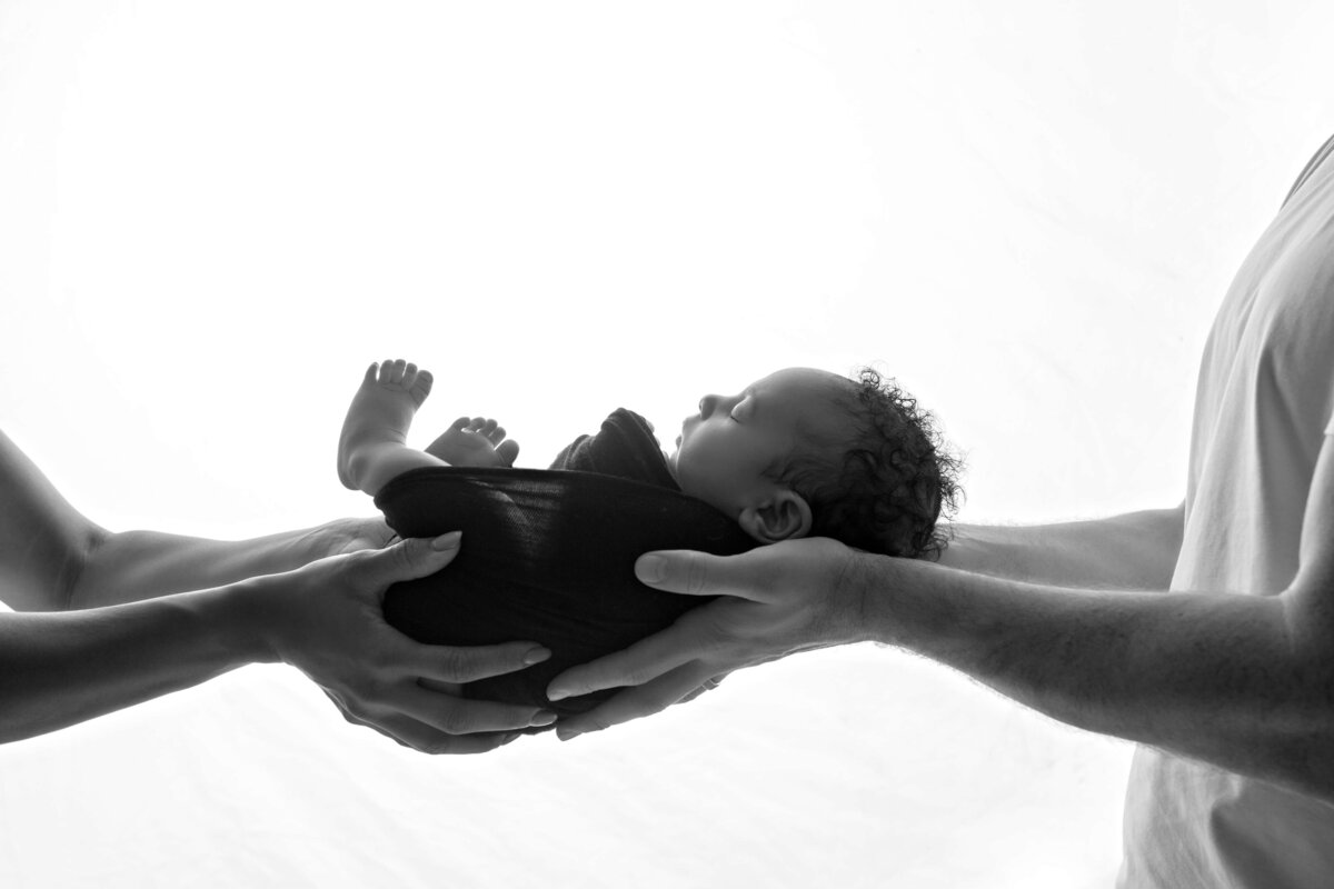 best Atlanta newborn photographer, Fayetteville GA newborn photography, Hampton GA newborn portraits, newborn photography packages