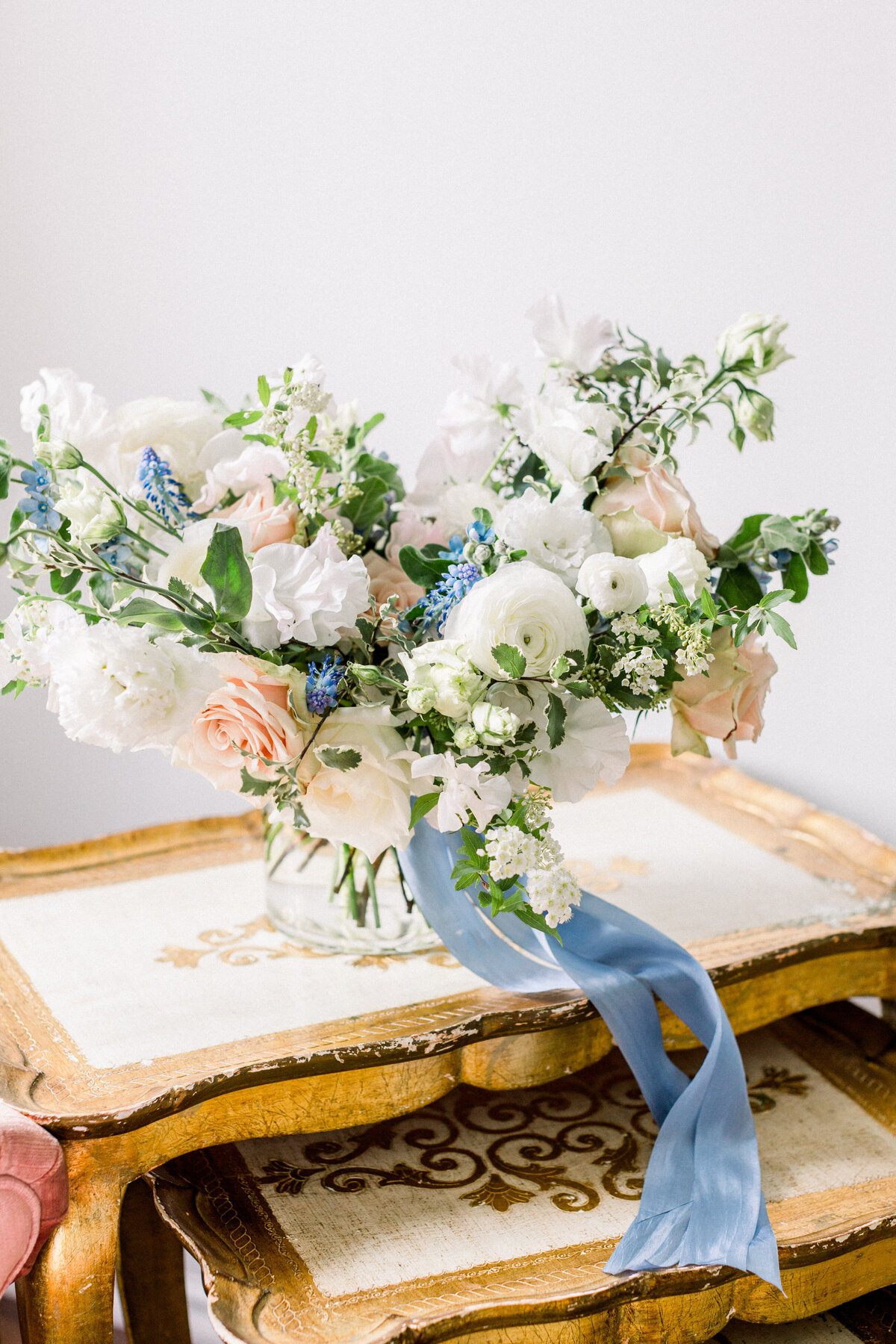 fine-art-bridal-bouquet