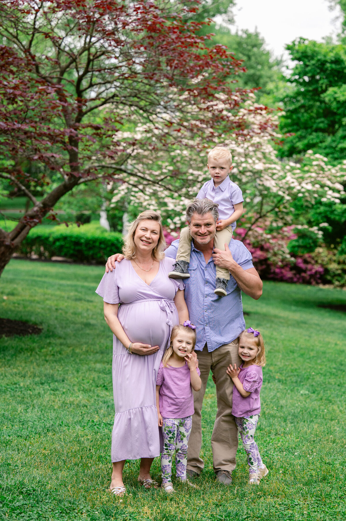 Kathy_Maternity_Sayen_Gardens-njFamilyPortrait-107
