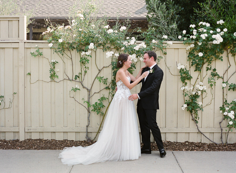 napa-wedding-photographers-dejaureguis-erin-courtney-solage-calistoga-wedding-0067