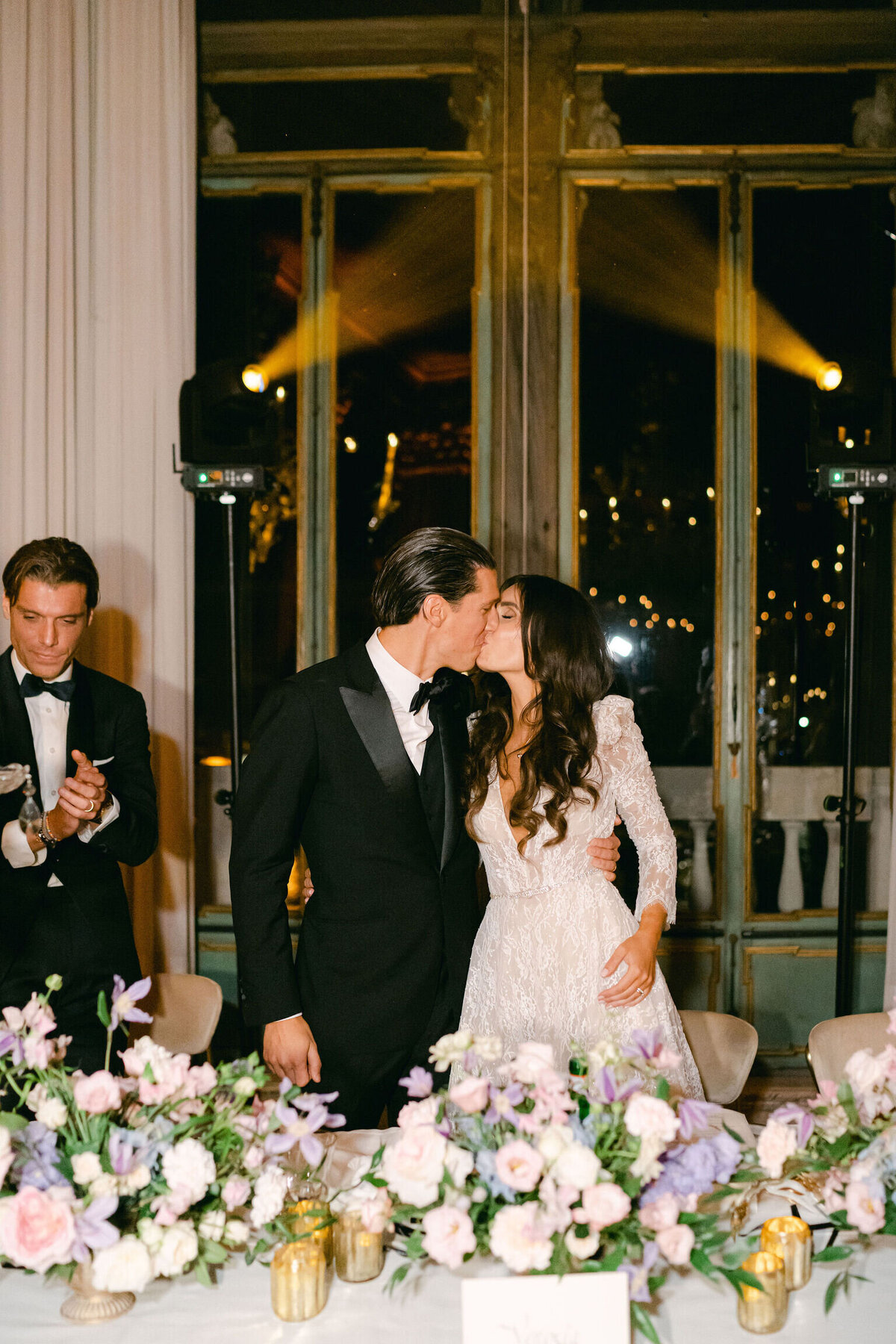 floral-decoration-wedding-dinner-table