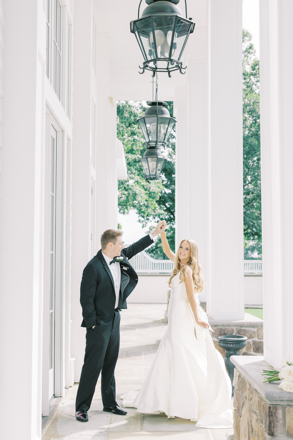 Molly Sue Photography New Jersey + East Coast Wedding Photographer Romantic Imagery Engagement Lifestyle Heirloom Wedding Albums46
