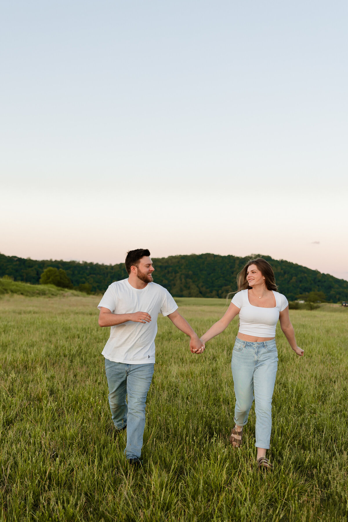 Roanoke-Virginia-Engagement-on-Blue-Ridge-Parkway-22