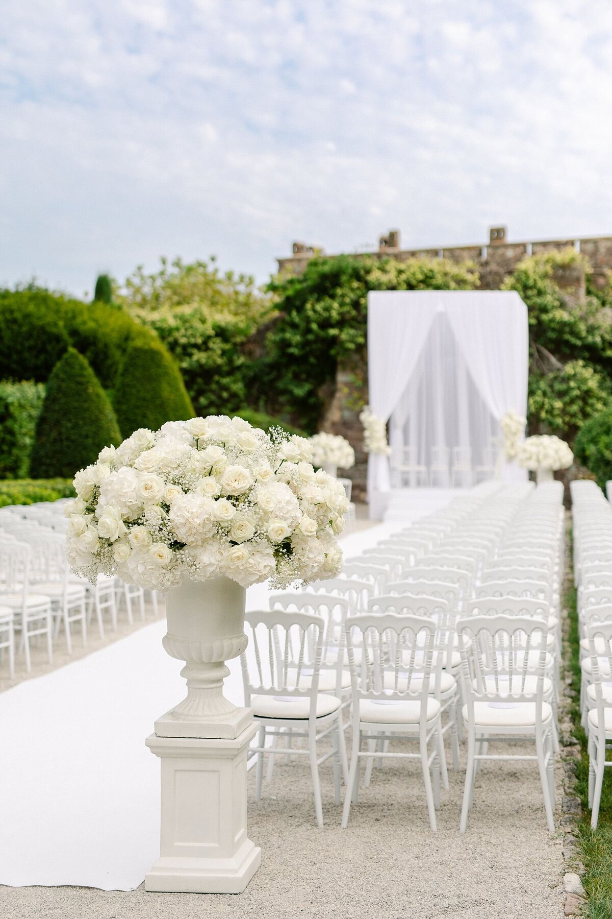 fashion-modern-candid-timeless-wedding-photographer-european-52