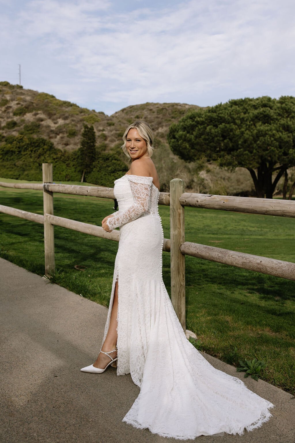 pretty-palm-leaf-event-co-jordan-and-ashley-wedding-at-the-ranch-4