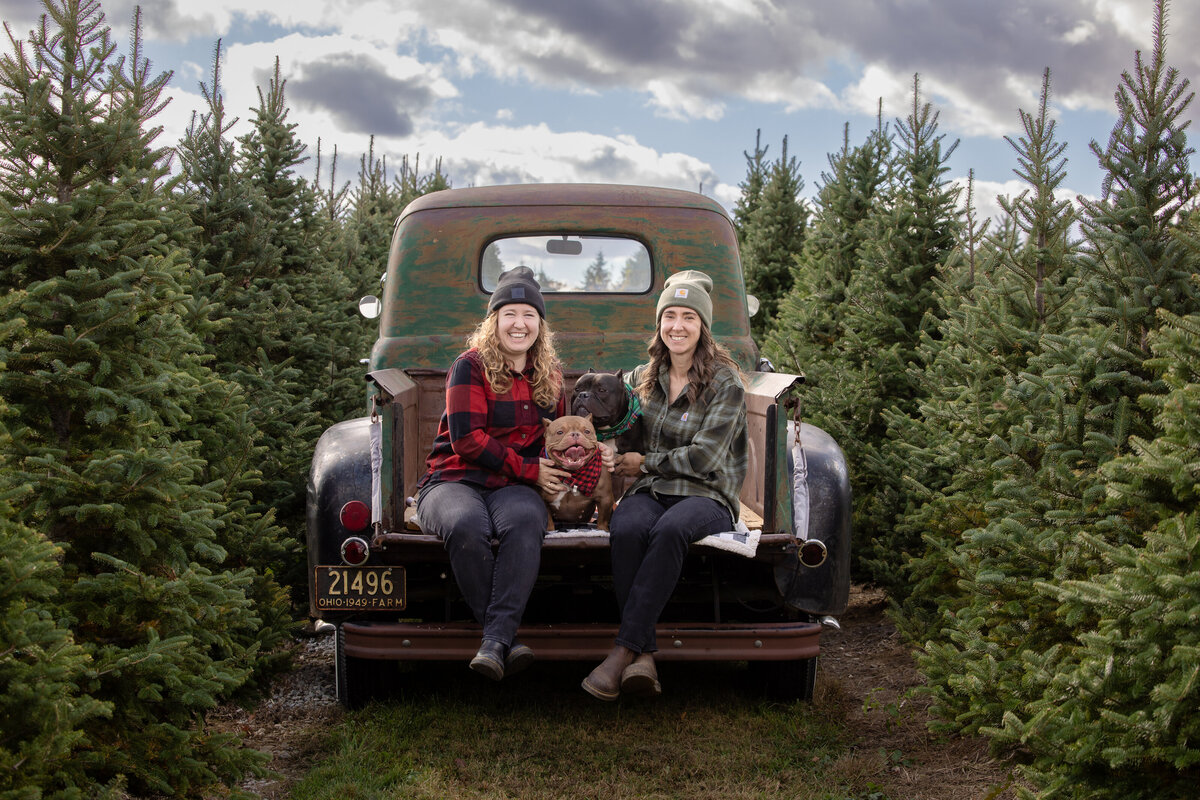 Pet photos outdoors Cleveland Ohio-0872