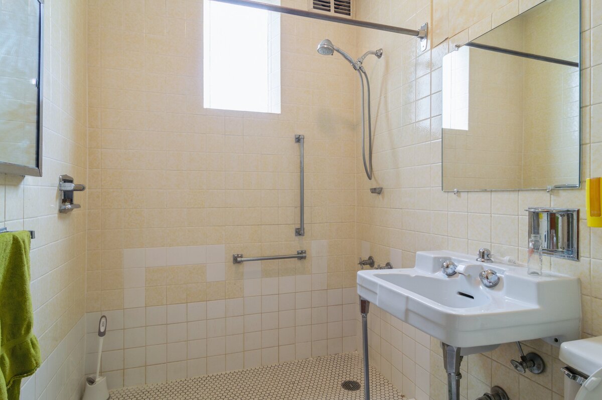 27 - 1st Floor Bathroom (Now Powder Room)