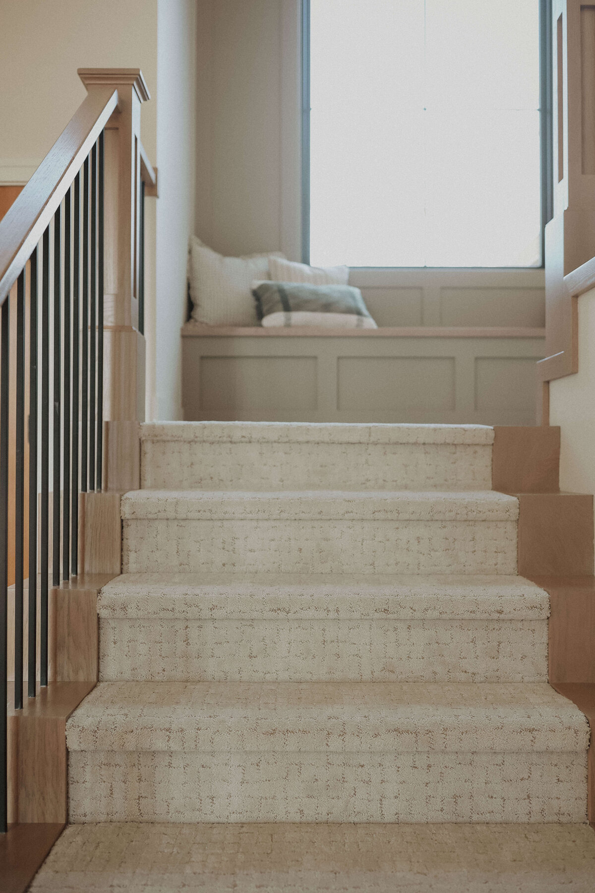 9632-Stairs-Polk-City-Central-Iowa-Custom-Home-JRL-Builders-3F1A8139