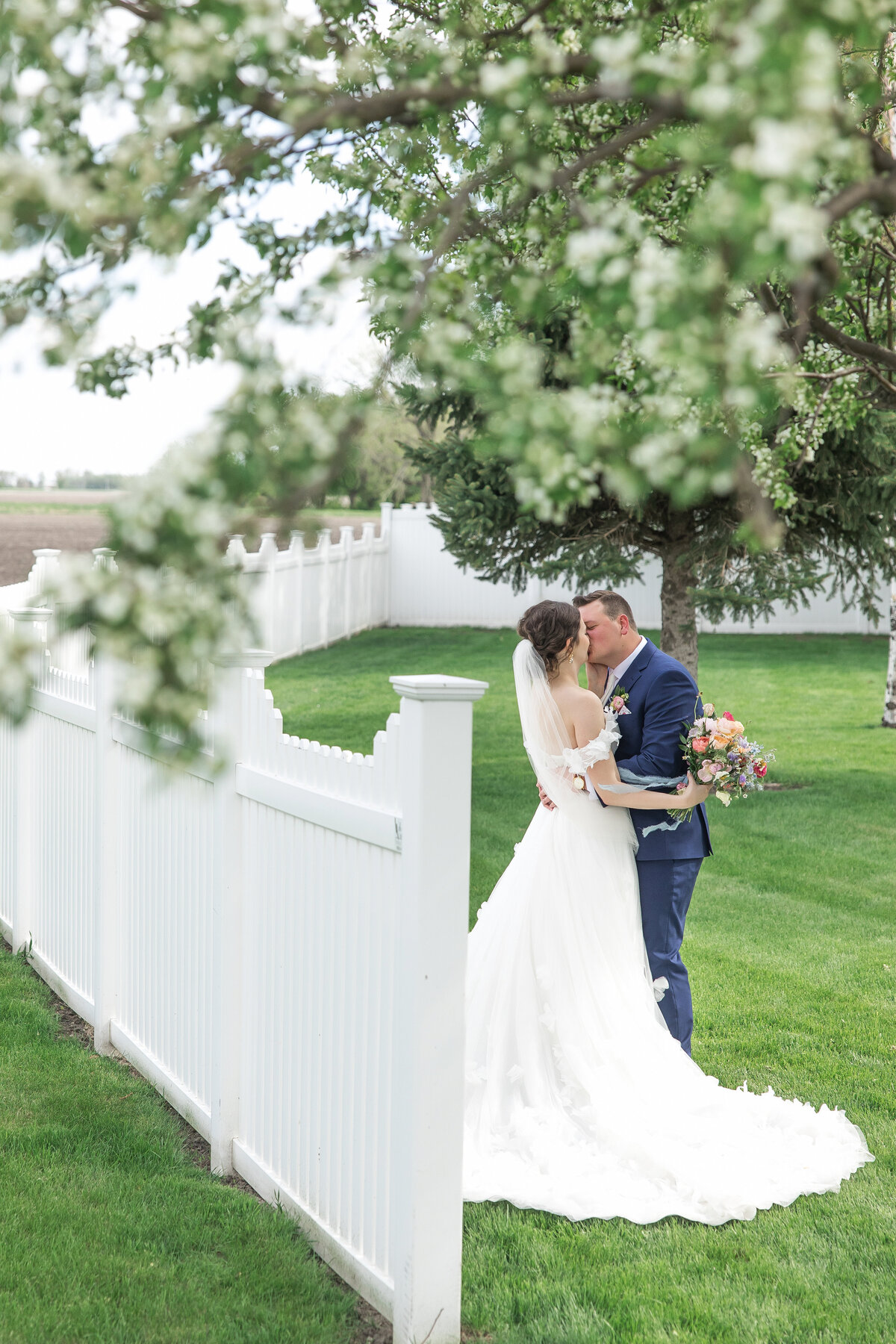 Pines White Venue ND Wedding Photos