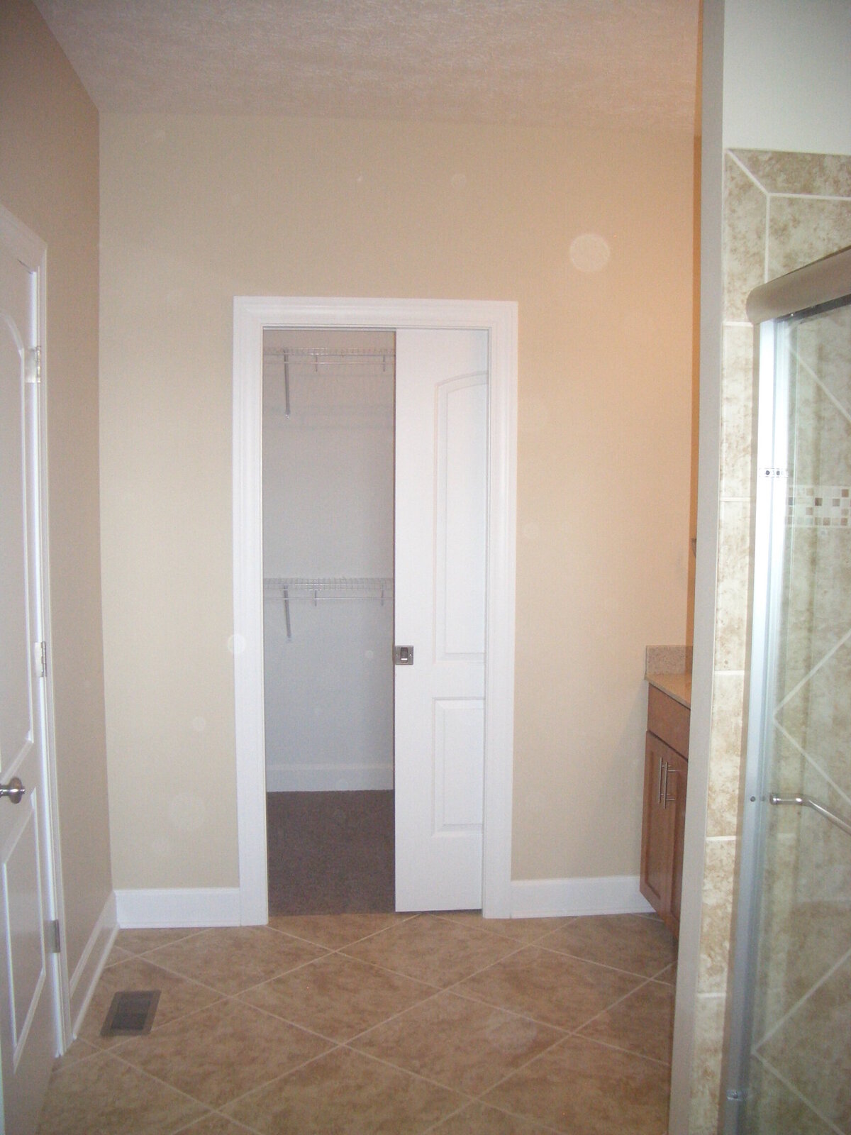 14 Master Closet
