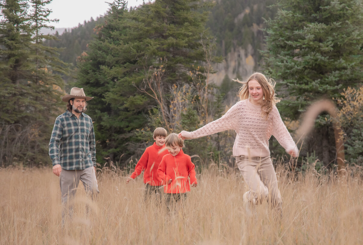 Family photo session in Washougal, WA