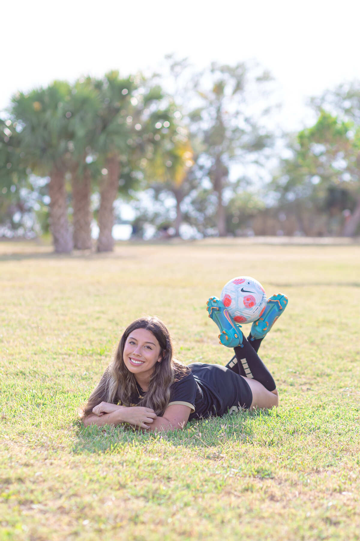 Florida-Senior-Photographer-senior-portraits-Tampa-senior-photographer-florida-Sandi-michelle-photography-urban-nature-session22