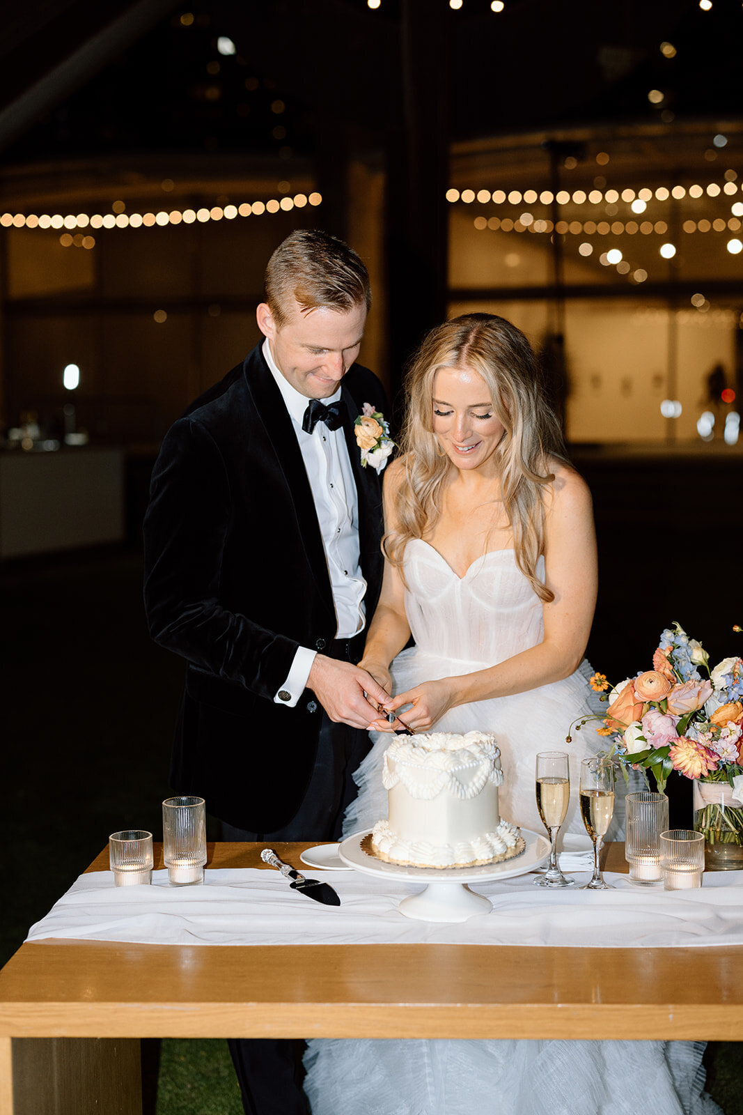 alexa + alex - nasher sculpture center - portraits_ cocktail hour_ + reception - jaycee quinn photography-211